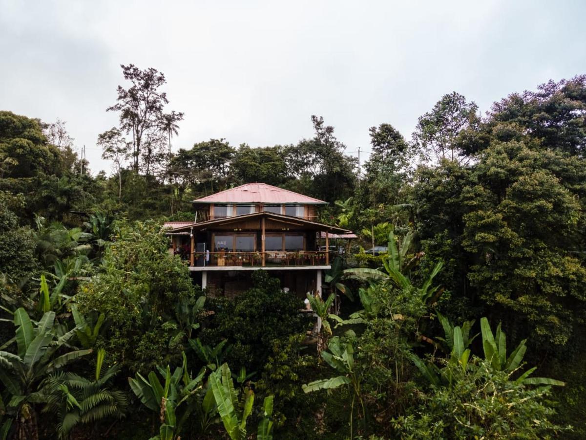 Casa De Vista Alta Hotel Mindo Luaran gambar