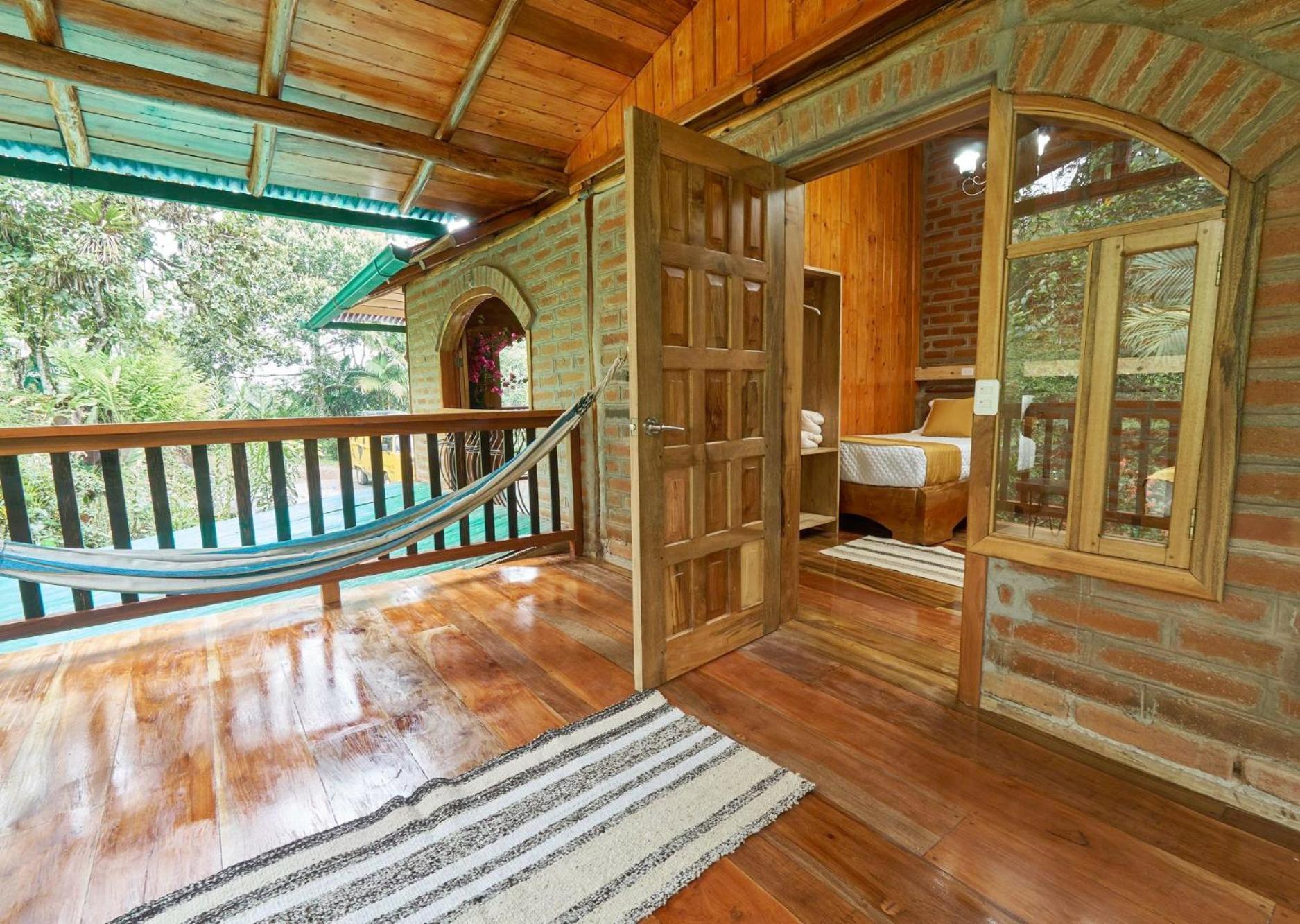 Casa De Vista Alta Hotel Mindo Luaran gambar